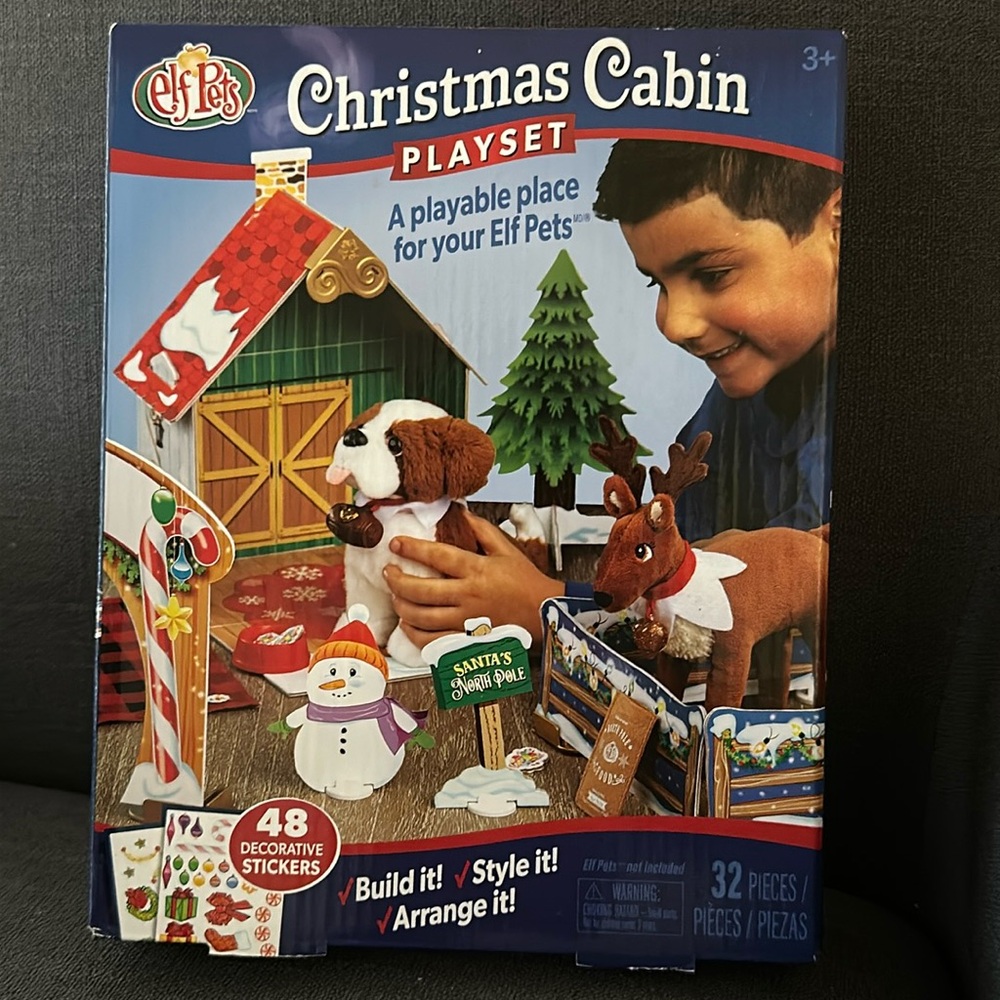 Elf Pets Christmas Cabin Playset